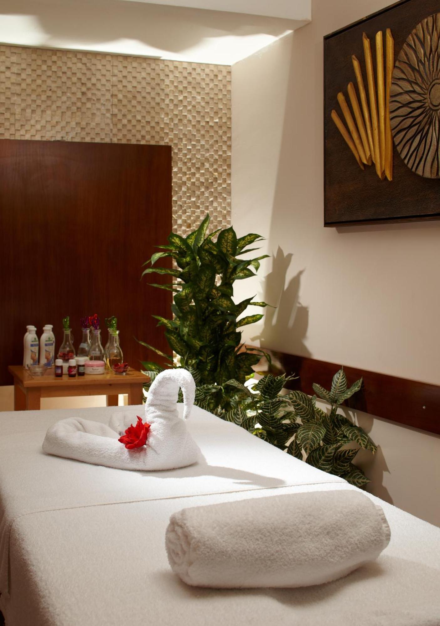 Buruciye Hotel Сивас Екстериор снимка