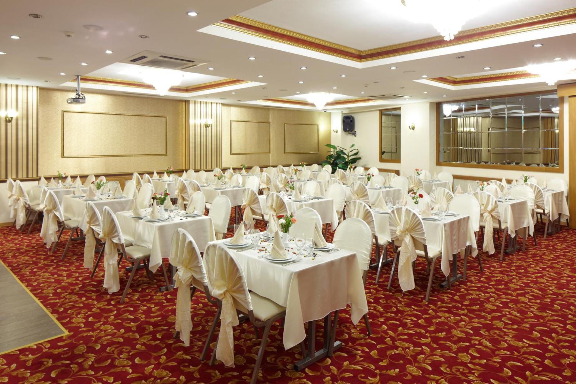 Buruciye Hotel Сивас Екстериор снимка