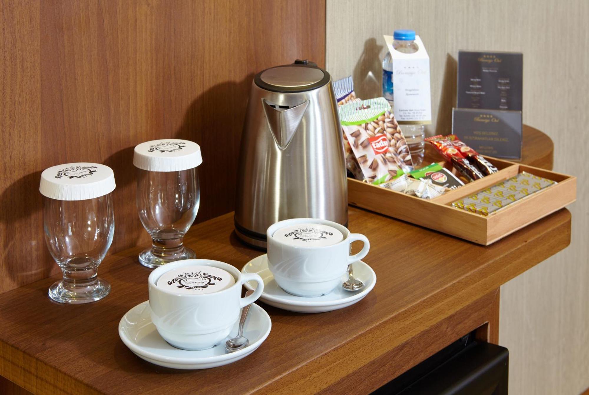 Buruciye Hotel Сивас Екстериор снимка