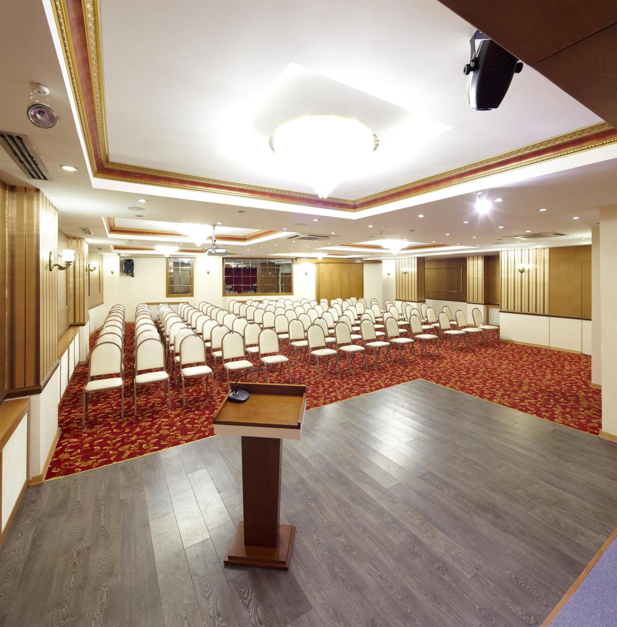 Buruciye Hotel Сивас Екстериор снимка