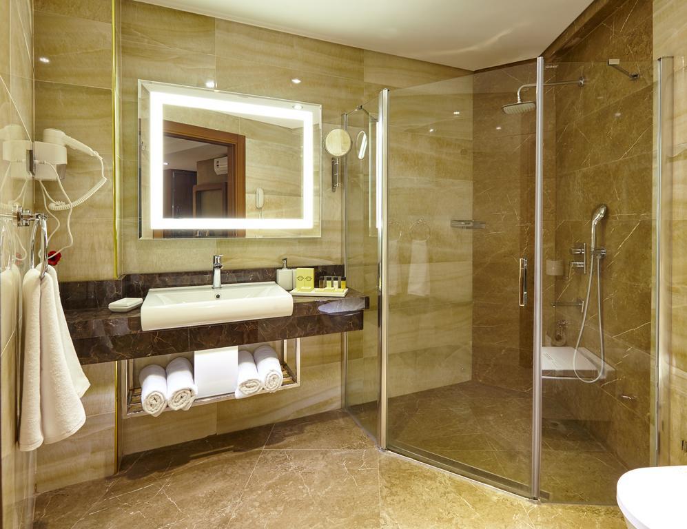 Buruciye Hotel Сивас Екстериор снимка