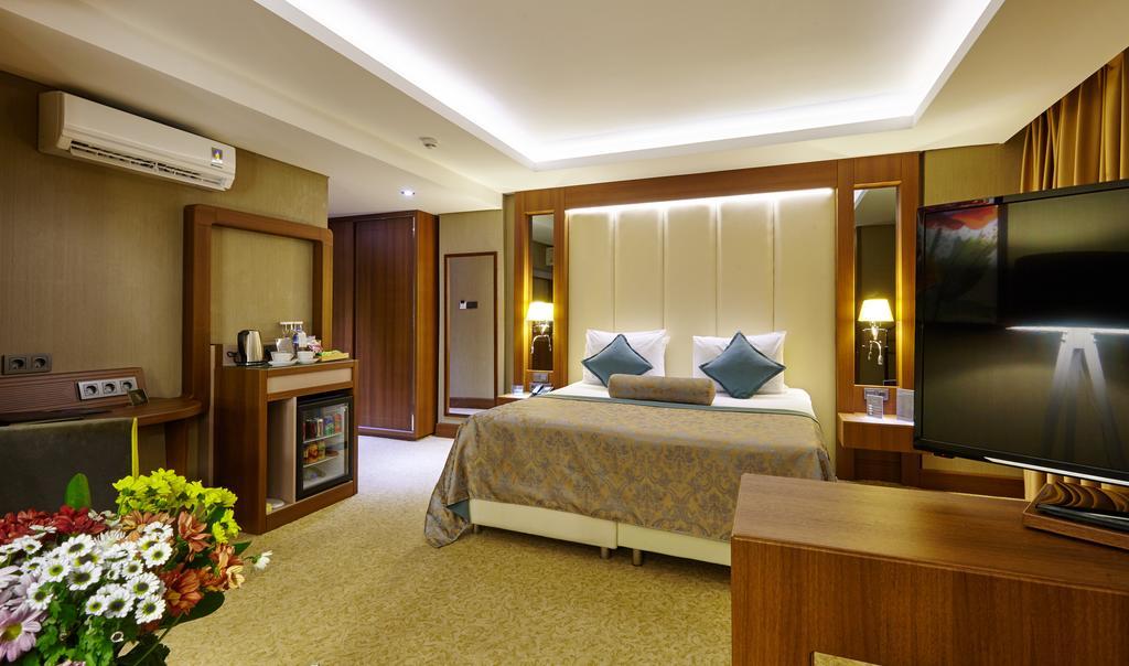 Buruciye Hotel Сивас Екстериор снимка